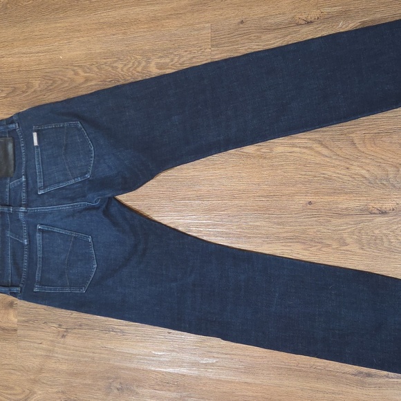 Armani Exchange Women's Deep Indigo Slim Jeans 31R low waist. - Picture 5 of 16